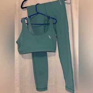 Vitae Appareil Women's Teal Sports Bra and Leggings Set